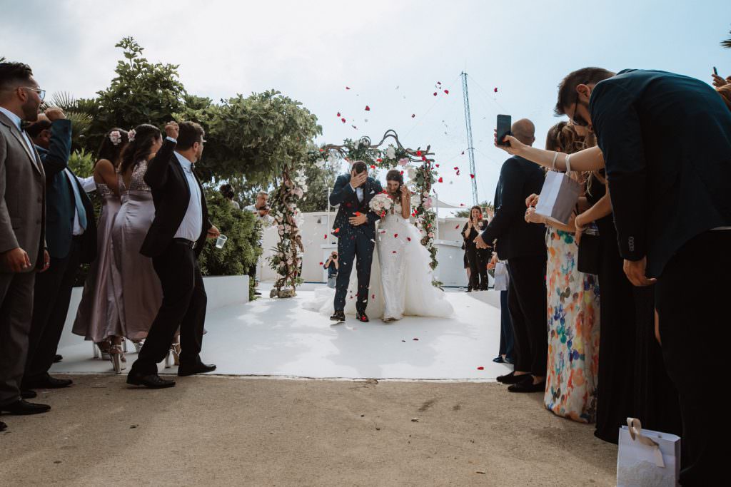 Lancio dei petali in Matrimonio a Palermo in riva al Mare